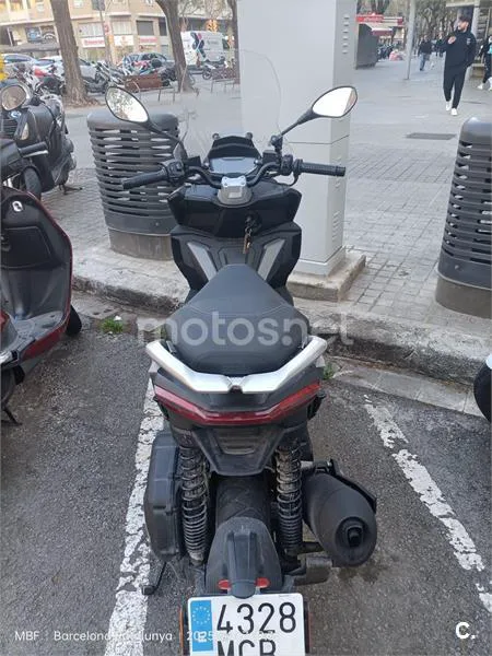 Aprilia SR GT 200 – Vista 5