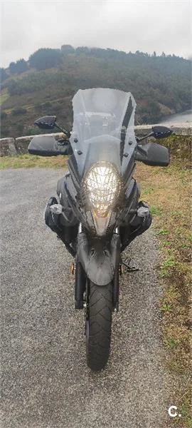 Suzuki V-Strom 650 XT ABS – Vista 7