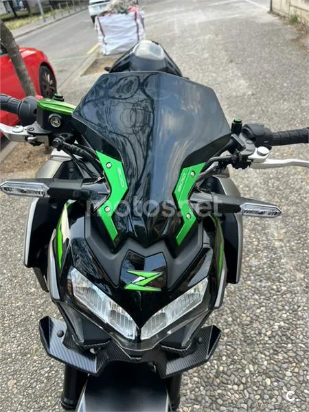 Kawasaki Z 900 – Vista 7