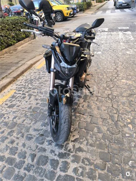 Honda CB 500 F – Vista 3