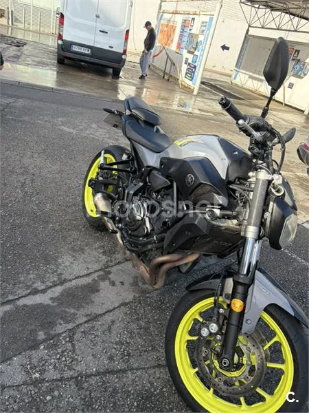 Yamaha MT-07 – Vista 2