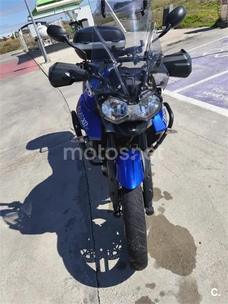 Triumph Tiger 800 – Vista 3