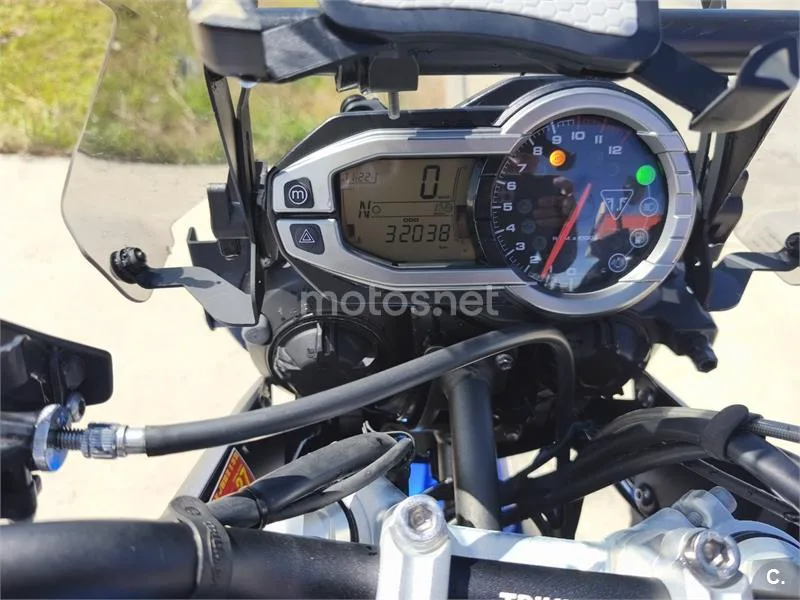 Triumph Tiger 800 – Vista 4