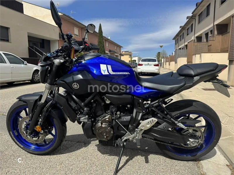 Yamaha MT-07 – Vista 4