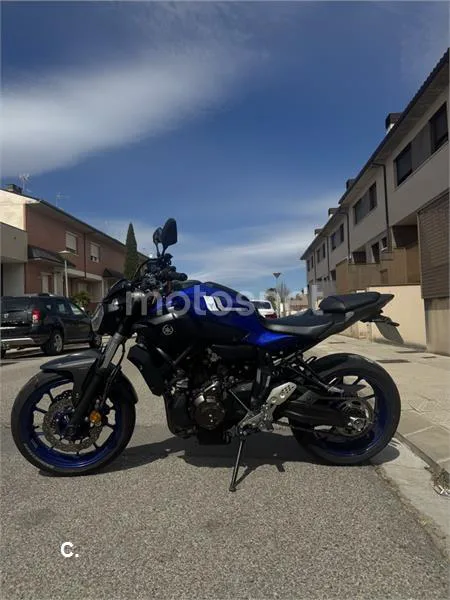 Yamaha MT-07 – Vista 5