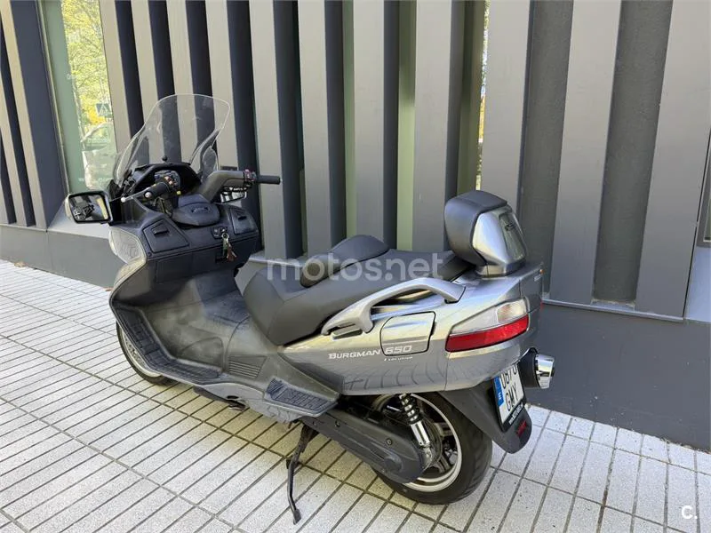 Suzuki Burgman 650 Executive – Vista 2