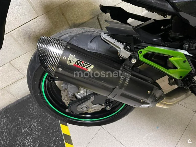 Kawasaki Z800 – Vista 6