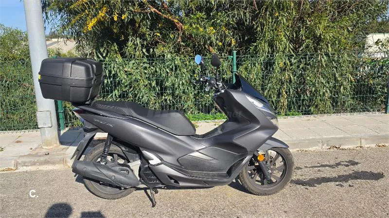 Honda PCX 125 – Vista 2