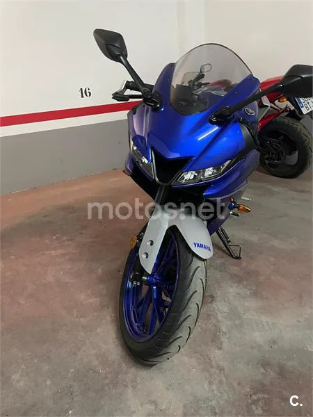 Yamaha YZF R 125 – Vista 3
