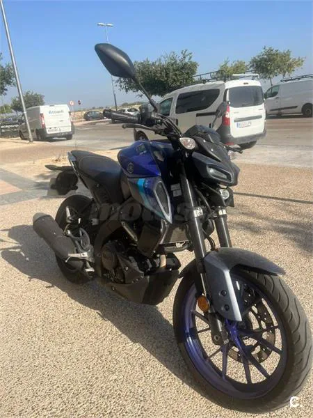 Yamaha MT-125 – Vista 3