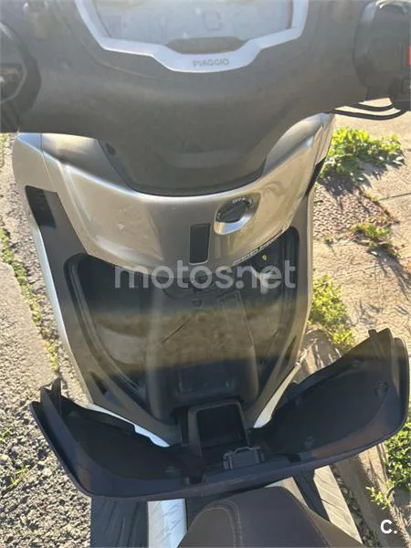 Piaggio Beverly – Vista 5