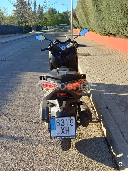 Yamaha XMAX 300 – Vista 2