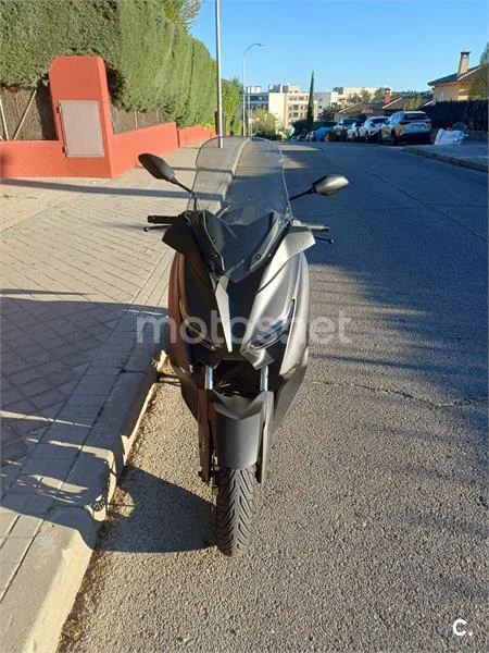 Yamaha XMAX 300 – Vista 3