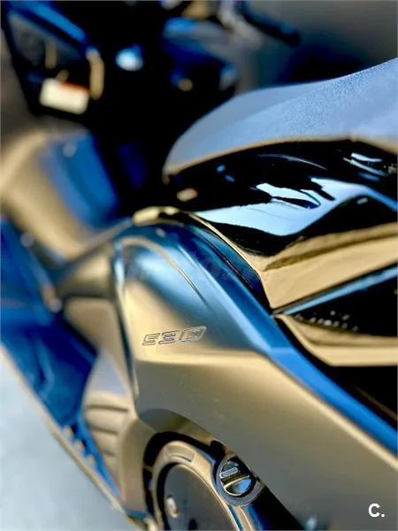 Yamaha TMAX 530 – Vista 9