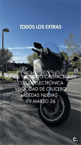 Yamaha TMAX 560 TECH MAX – Vista 14