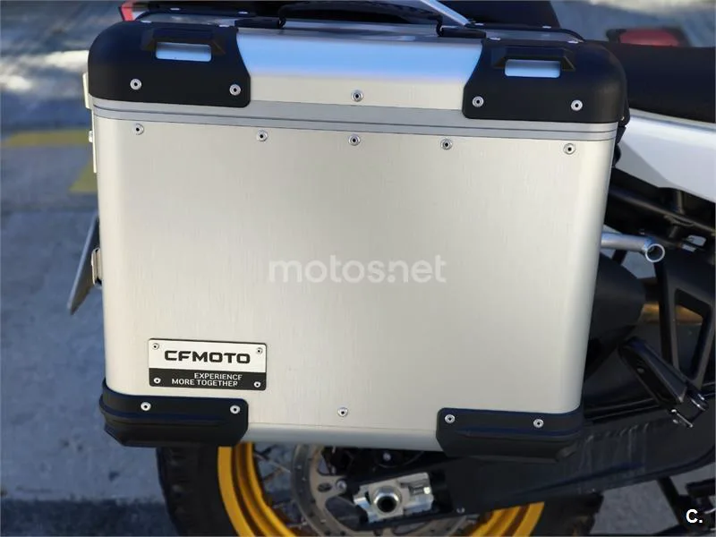 CFMOTO 800 MT – Vista 8