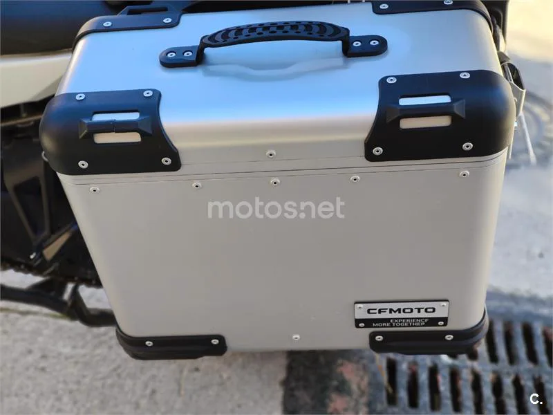 CFMOTO 800 MT – Vista 10