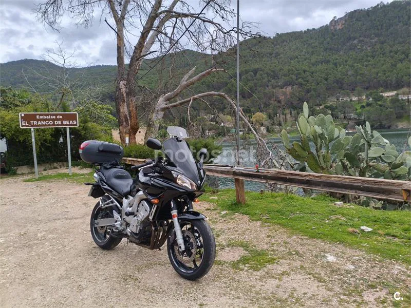 Yamaha FZ6 Fazer – Vista 11