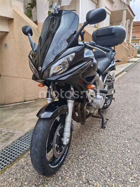 Yamaha FZ6 Fazer – Vista 17