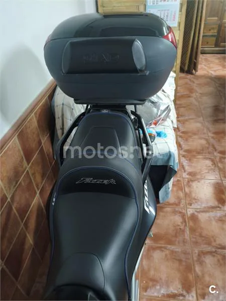 Yamaha FZ6 S – Vista 7