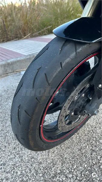 Yamaha YZF R6 – Vista 6