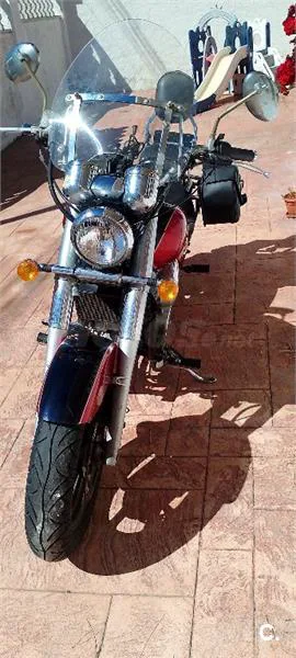 Hyosung GV 250 AQUILA – Vista 3