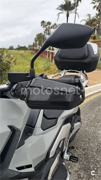 Honda X-ADV – Vista 6