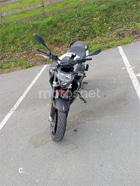 Aprilia Shiver 900 – Vista 4