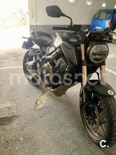 Honda CB 650 R – Vista 4