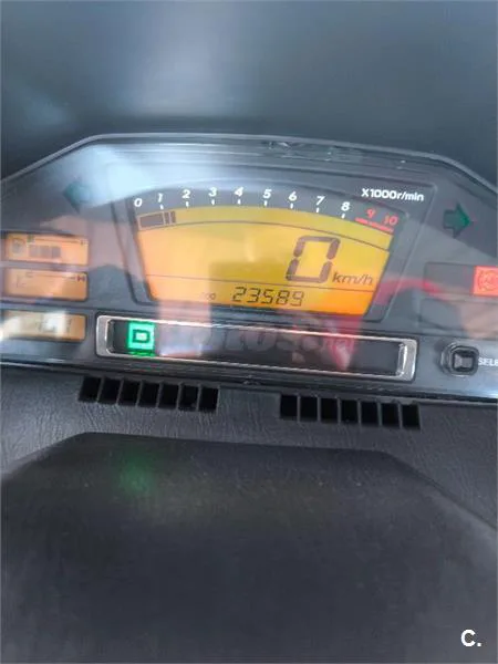 Suzuki BURGMAN 650 Executive – Vista 6