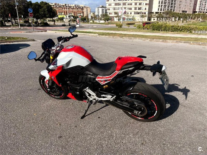 BMW F 900 R – Vista 2