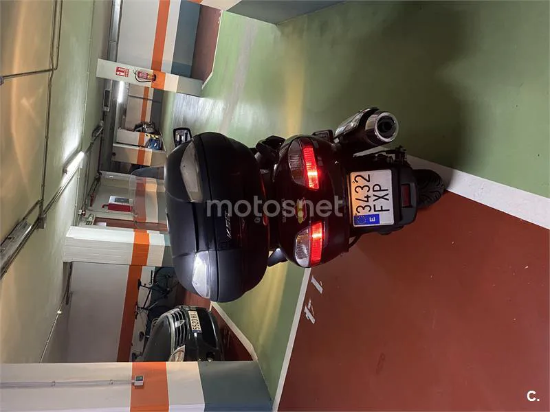 Suzuki BURGMAN 650 Executive – Vista 2