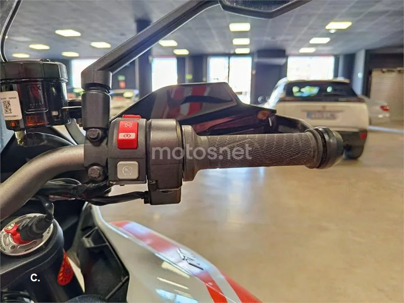 KTM 1290 Super Duke GT – Vista 9