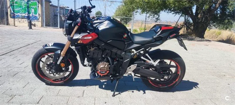 Honda CB 650 R – Vista 3