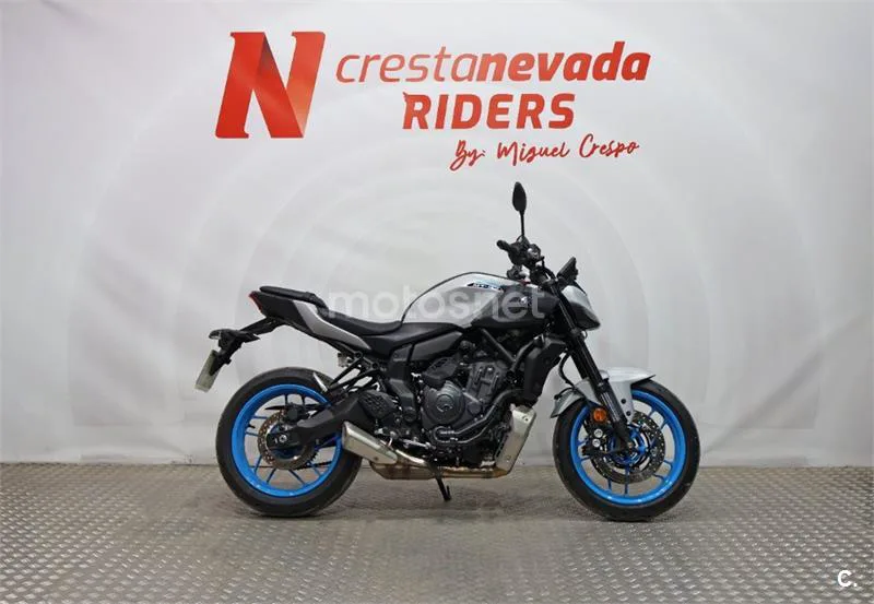 Yamaha MT-07 – Vista 7
