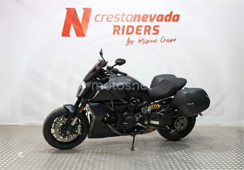 Ducati Diavel – Vista 4