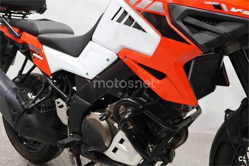 Suzuki V-Strom 1050 – Vista 12