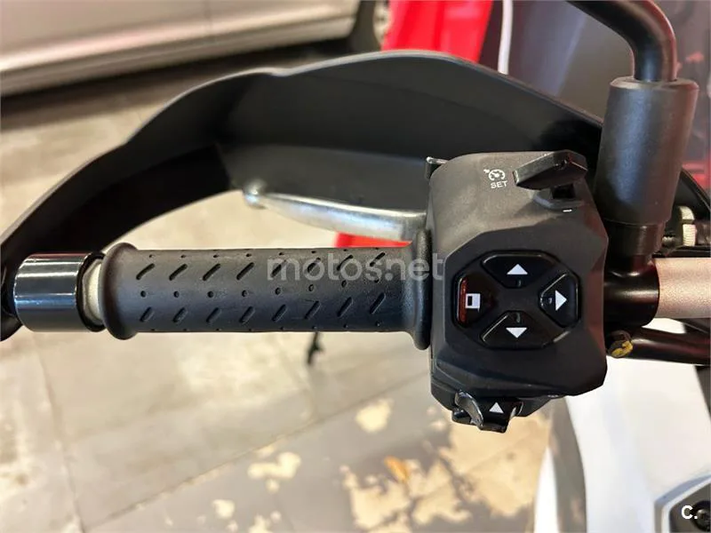Aprilia Tuareg 660 – Vista 8