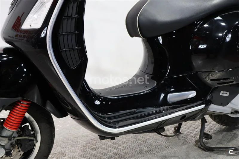 Vespa GTS Super 125 – Vista 13