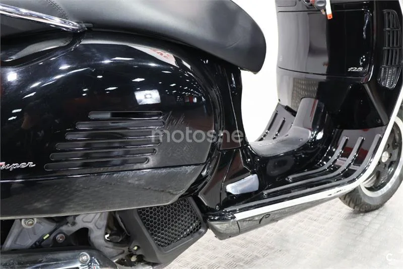 Vespa GTS Super 125 – Vista 15