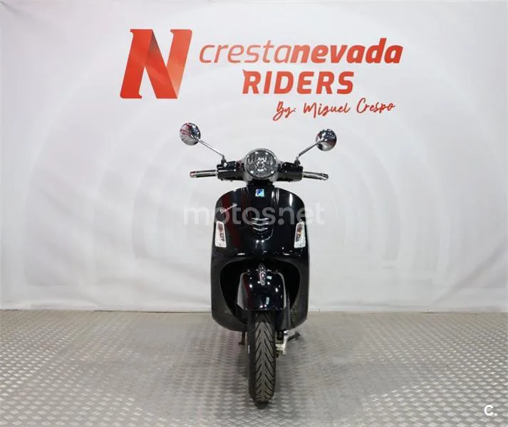 Vespa GTS Super 125 – Vista 5