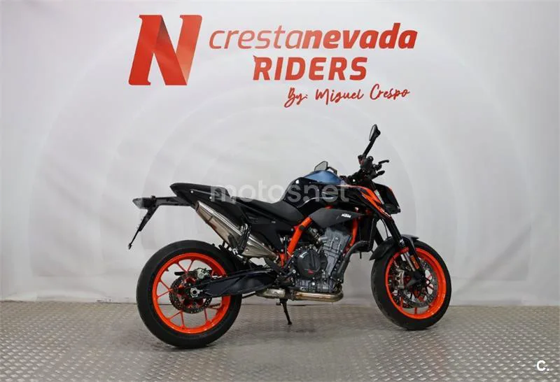 KTM 890 – Vista 10