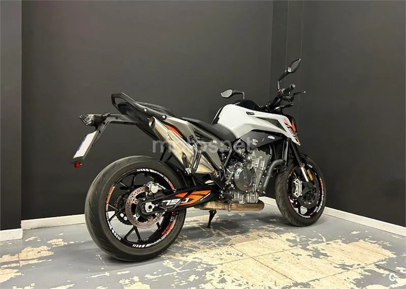 KTM 790 – Vista 11