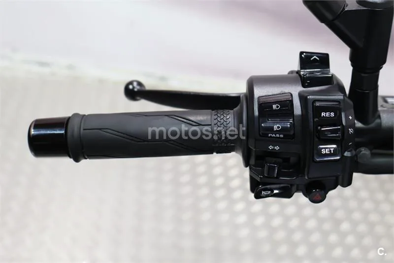 Yamaha MT-09 – Vista 8
