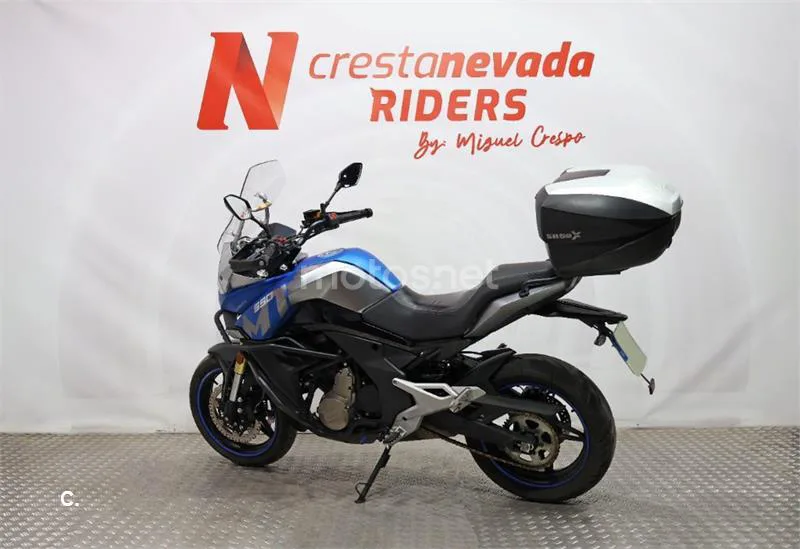 CFMOTO 650MT – Vista 10