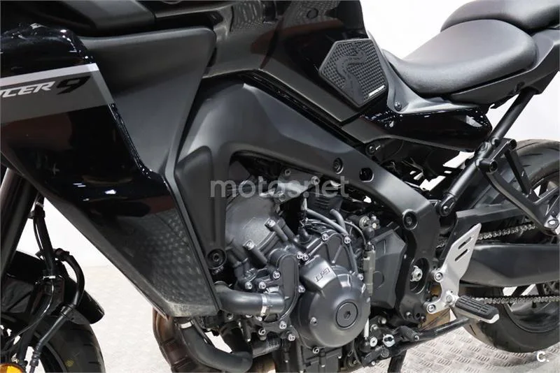Yamaha Tracer 9 – Vista 13