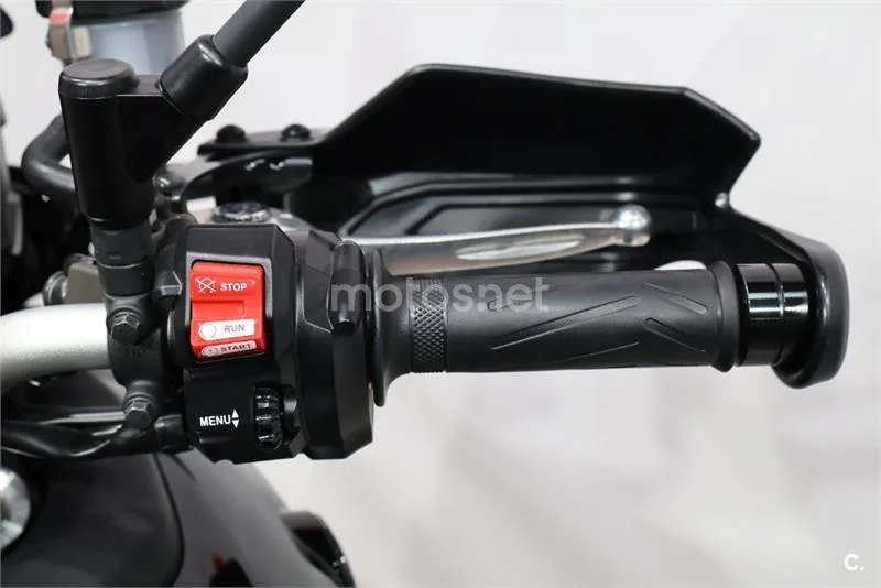 Yamaha Tracer 9 – Vista 9