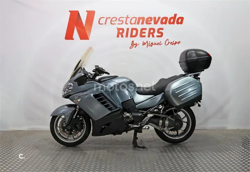 Kawasaki 1400GTR – Vista 3