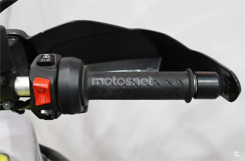 Aprilia Tuareg 660 – Vista 9