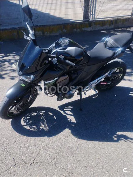 Kawasaki Z800 – Vista 3